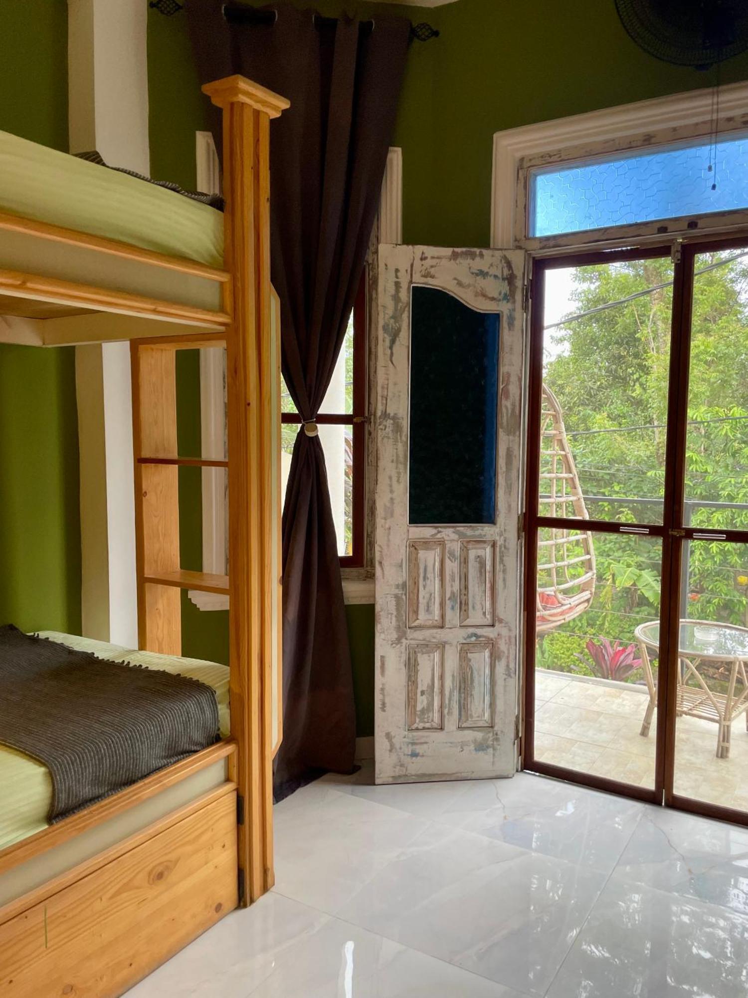 Habibi Hostel & Restaurant Unawatuna Extérieur photo