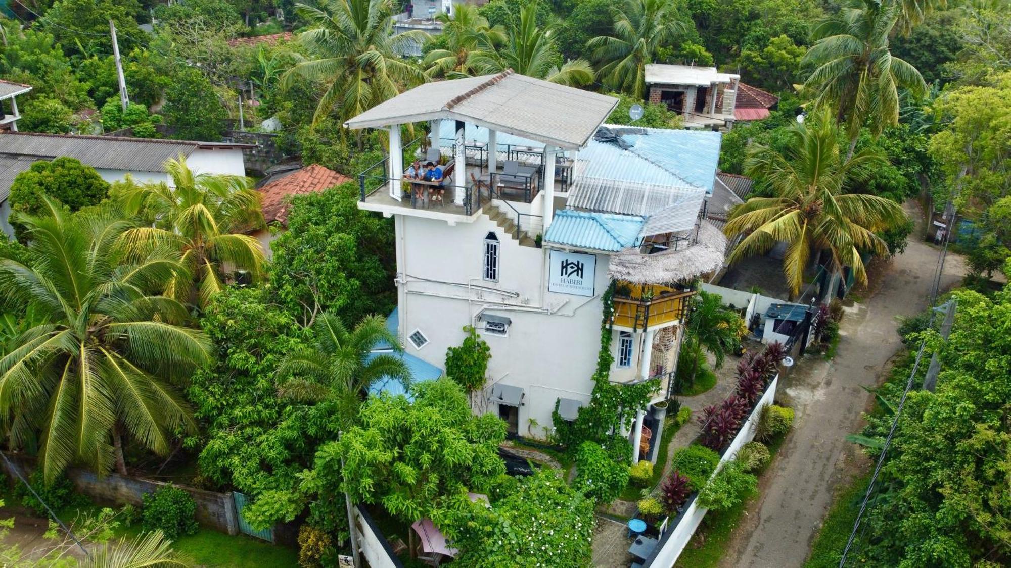 Habibi Hostel & Restaurant Unawatuna Extérieur photo